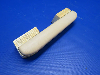 1964 Cessna 172F / 172 Arm Rest P/N 1414082-14 (0221-131)