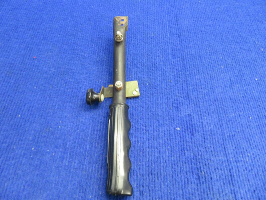Piper Tomahawk PA-38-112 Handle Assy Brake P/N 77420-003 (0322-425)
