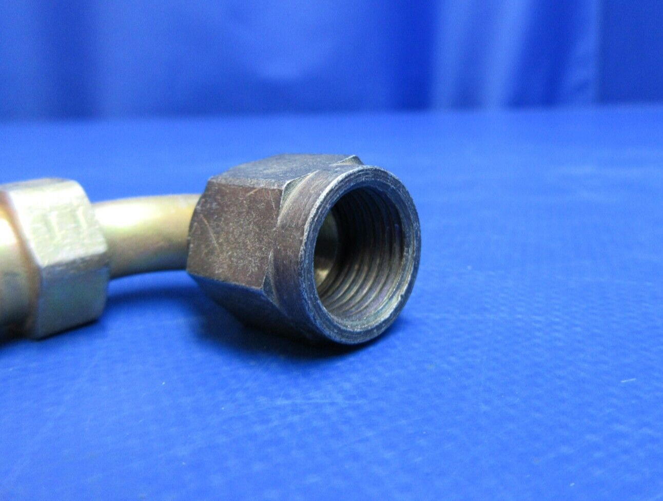 Eaton Nipple Aeroquip Hose Fitting P/N 8791-10 NOS (0923-910)