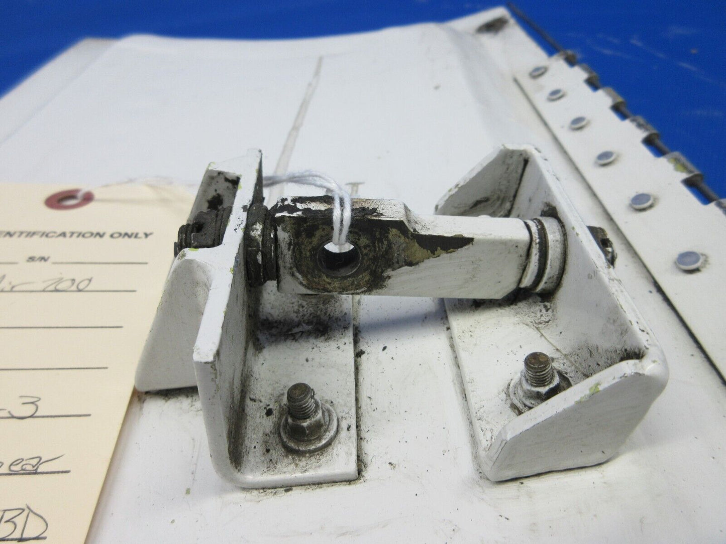 Beech King Air 200 Main Gear Door LH OTBD RH INBD P/N 99-810030-3 (0224-1371)