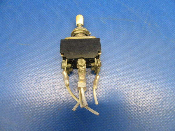 Cessna 310R Double Pole Fuel Primer Switch by J-B-T P/N MS35059-27 (0519-358)