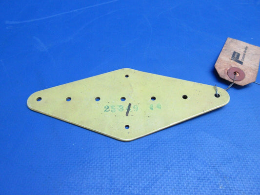 Piper Plate Reinforcement P/N 25319-00, 25319-000 NOS (0523-493)