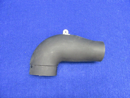 Cirrus SR-22 Duct Assy AFT w/ Bracket P/N 20715-001 (1221-562)