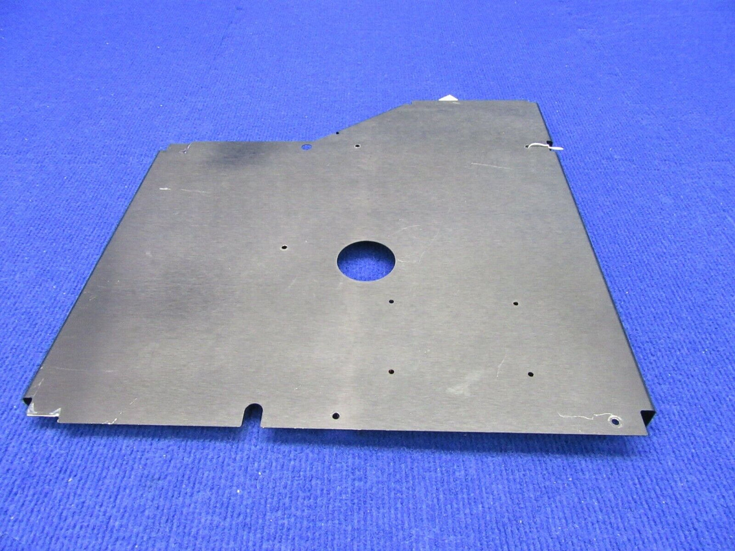 Cirrus SR-22 Kick Plate LH P/N 17996-001 (0122-382)