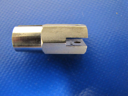 Beech Turnbuckle P/N 476483-0000 NOS (0317-136)