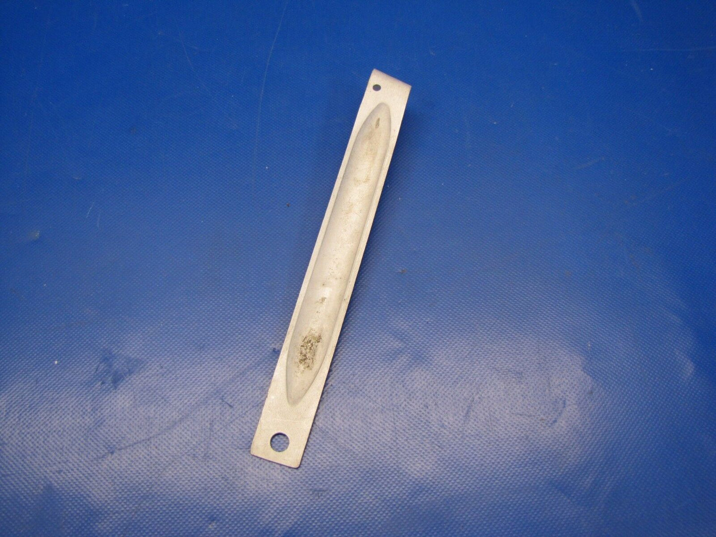 Cessna 188 Brace - Air Conditioner P/N 1611017-1 NOS (0517-95)