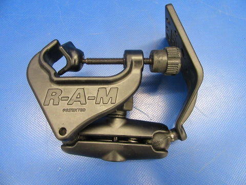 Ram Yoke Clamp Mount RAM-B-125-GA1U Garmin GPS 12 Series NOS (0619-337)