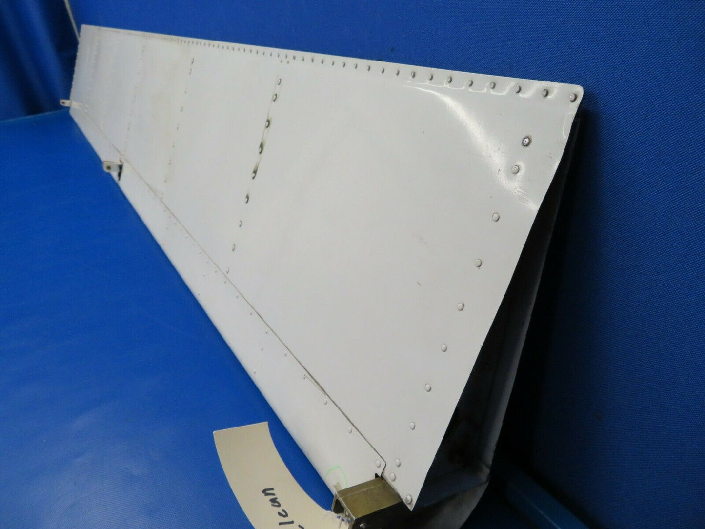 Piper PA-23-250 Aztec RH Flap 17104-65, 17104-065 (0220-73)
