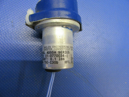 Cessna 210 Rudder Light Whelen A555A w/ Lens & Retainer 28V 0433006-7 (0721-480)