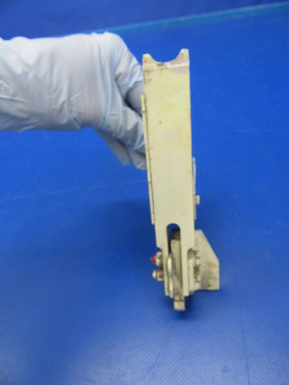 Beech Baron 58P Channel Uplock Landing Gear RH P/N 60-810092-8 (0618-193)