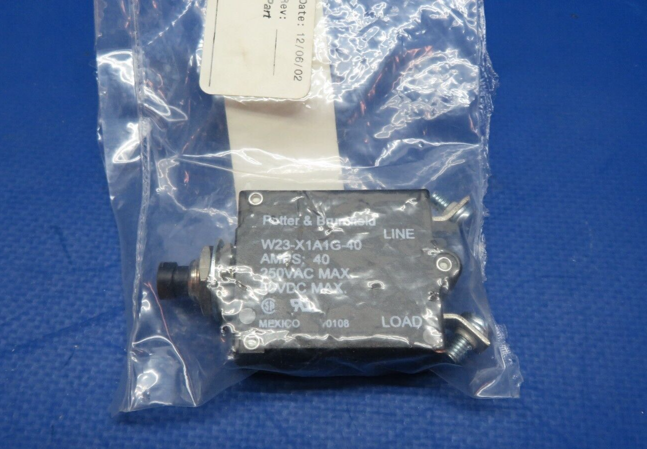 Piper  Potter & Brumfield 40 AMP W23-X1A1G-40 Circuit Breaker NOS (0523-133)
