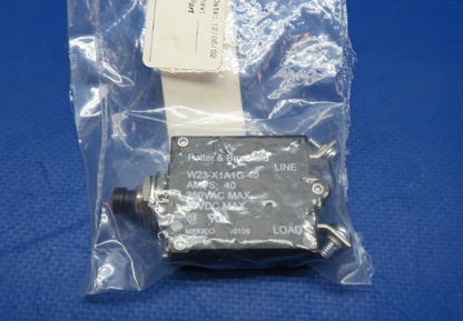 Piper  Potter & Brumfield 40 AMP W23-X1A1G-40 Circuit Breaker NOS (0523-133)
