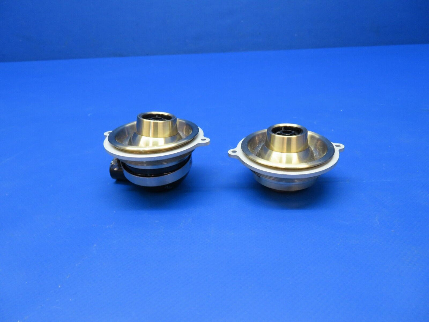 Birk Aerosystems Cabin Air Vent Assy P/N AV4036 LOT OF 2 NOS (0922-413)