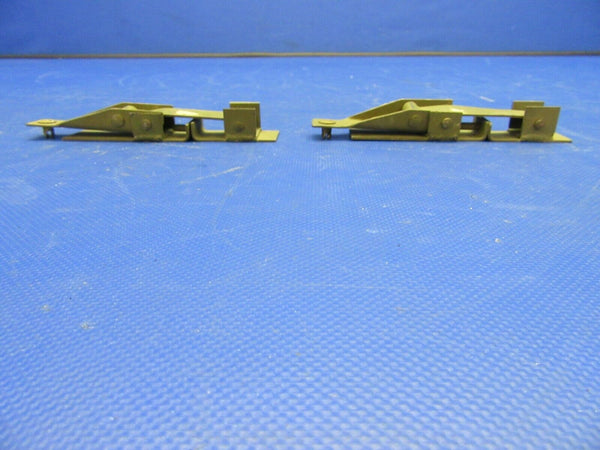 Aircraft Latch P/N 256644-206 LOT OF 2 NOS (0921-546)