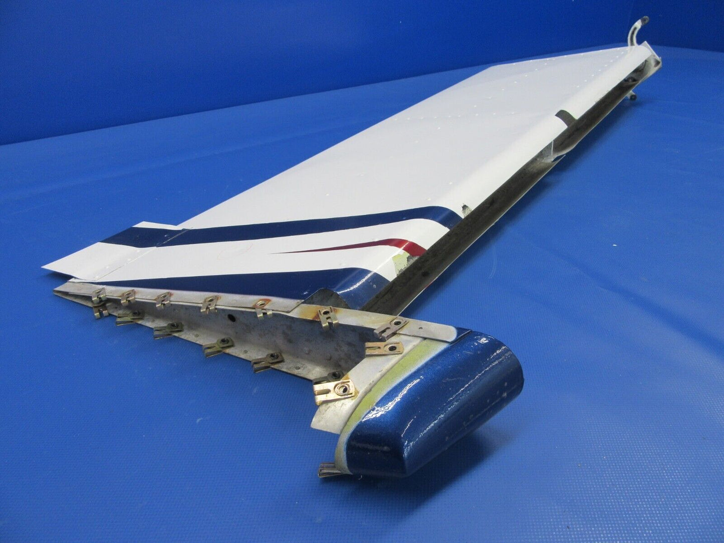 Beech A19 Musketeer Sport Rudder w/o light P/N 169-640000-109 (0124-20)