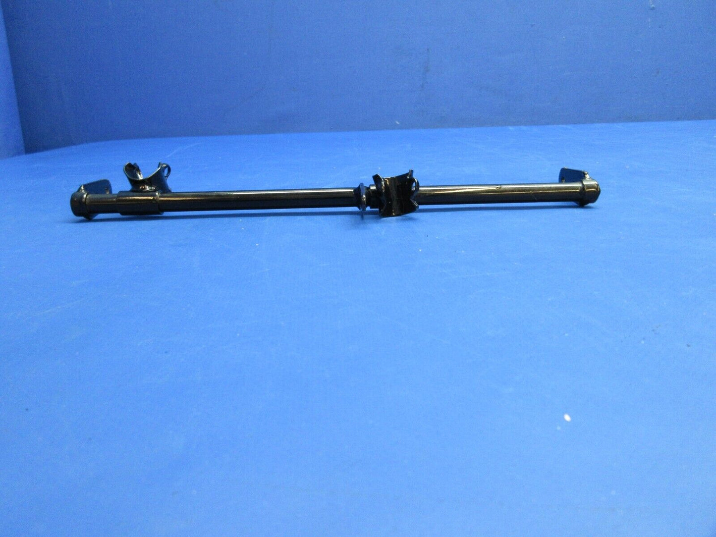 MooneyM20 / M20C Arm Assy Cowl Flap Control P/N 650037-503 (1023-947)