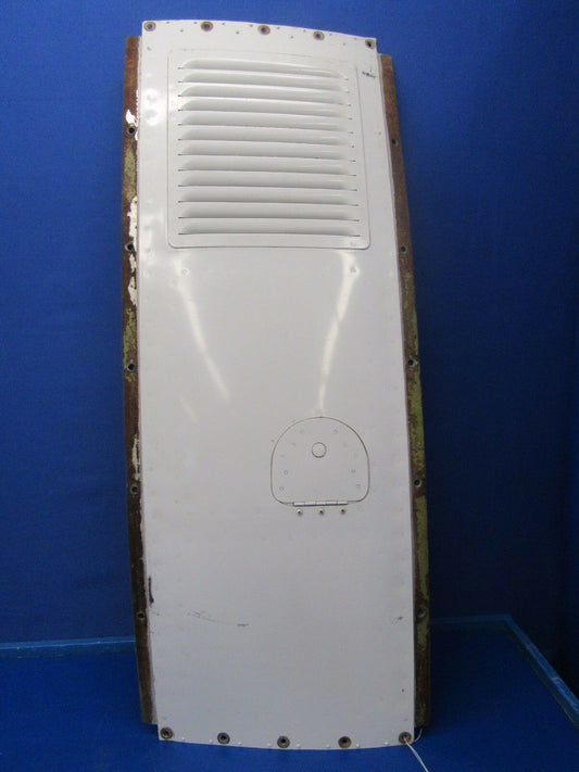 Piper Seneca II Top Center Cowl P/N 37207-101, 67995-002 (0818-255)