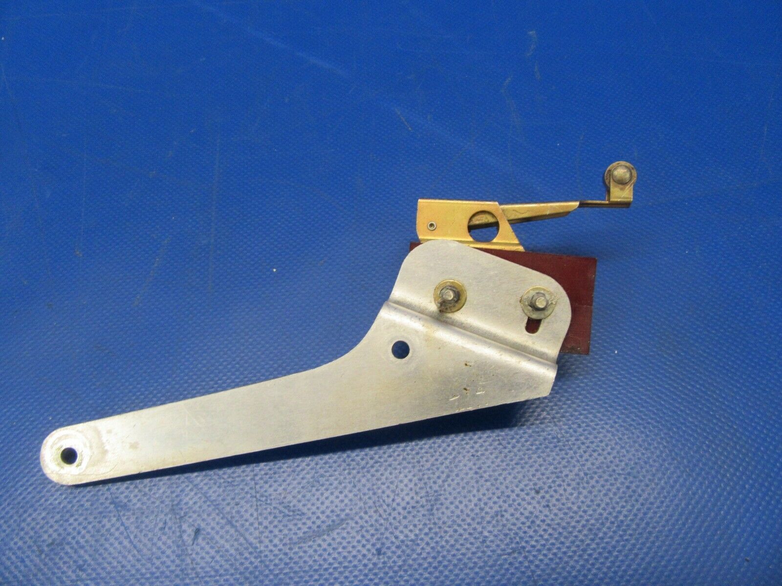 Cessna 310R Switch & Bracket Nose Gear Down P/N 0843408-2 & BZ7RT04 (0219-210)