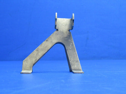 Continental Throttle Body Bracket P/N 630474 (0124-1027)