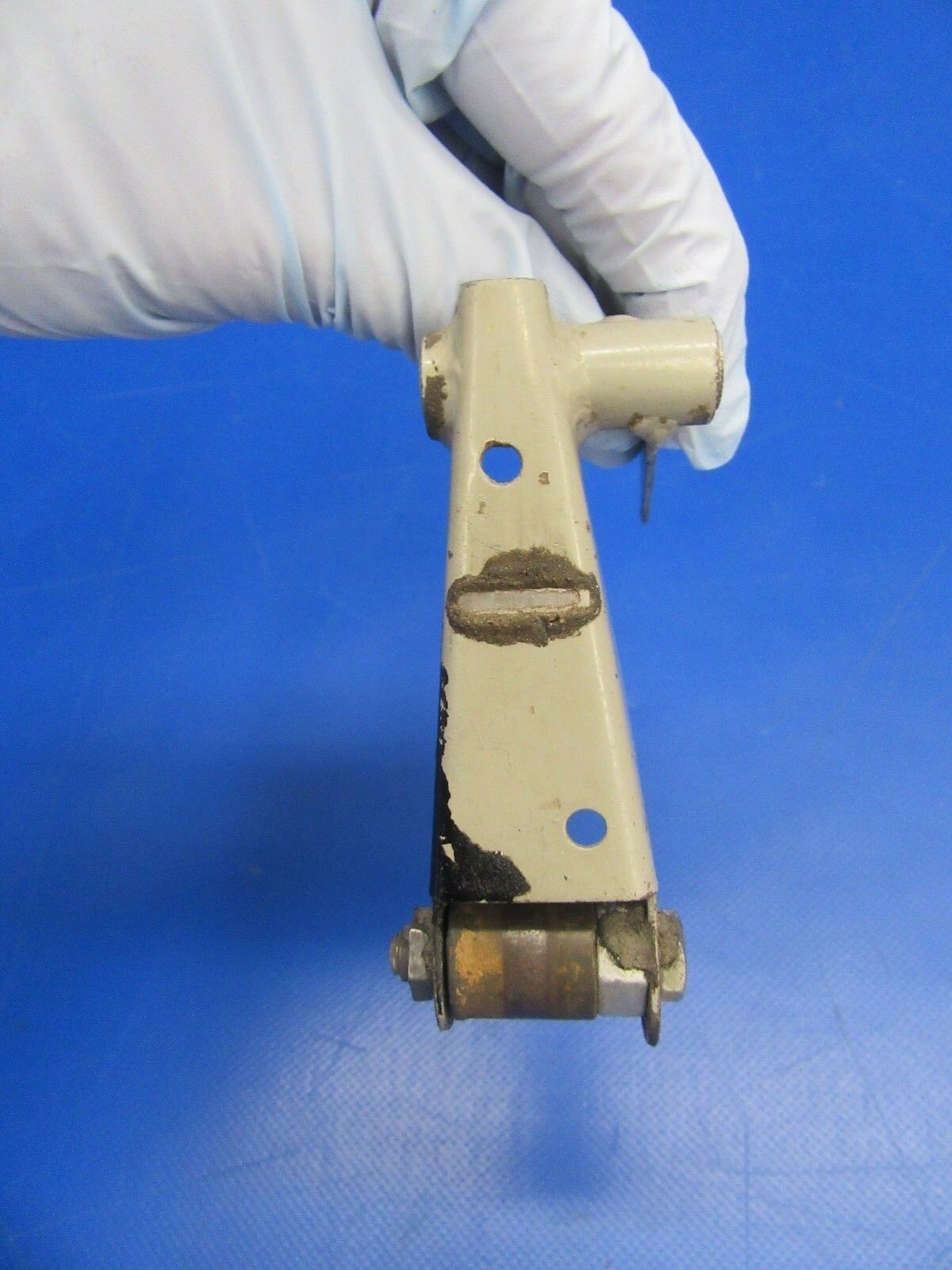 Cessna 177RG Cardinal Bellcrank Nose Gear Uplock P/N 2043031-12 (0718-156)
