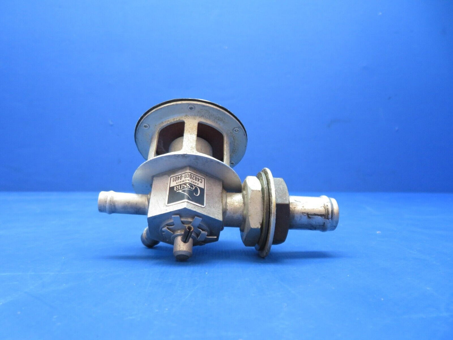 Cessna 172 / 172I Airborne Vacuum Regulating Valve P/N C482001-0401 (0923-649)
