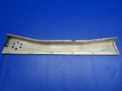 Piper PA-28-140 RH Cabin Heat Duct Assy P/N 62960-01 (1220-461)