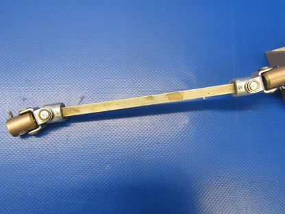 Cessna R182 Fuel Selector Gear Assy & Handle P/N 2216005-1 (0817-38)