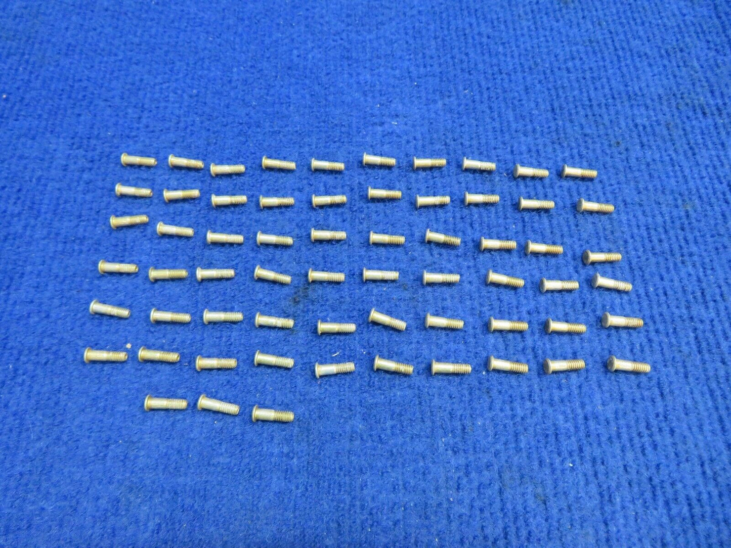 Hi-Loc Fasteners P/N HL18PB5-4 LOT OF 63 NOS (0822-355)