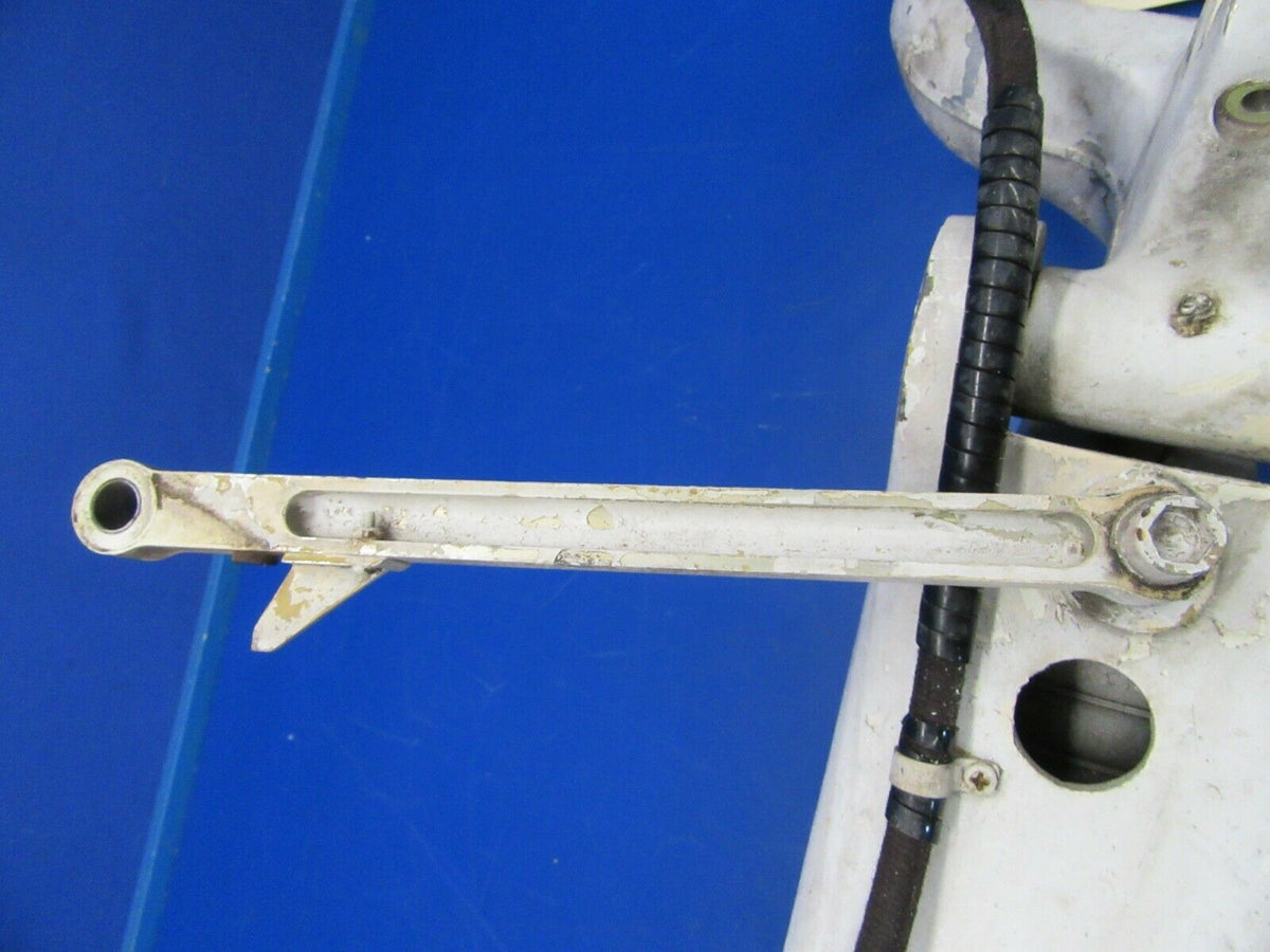 Beech Sierra B24R Main Landing Gear LH P/N 169-810001-601 (0719-217)