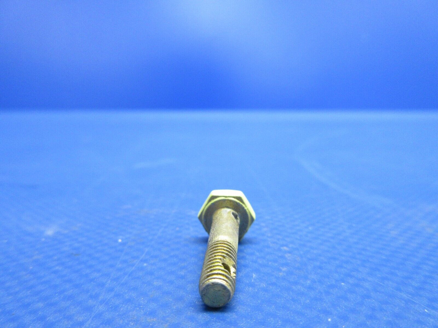 Mooney Bolt P/N 914038-005 NOS (0224-1649)