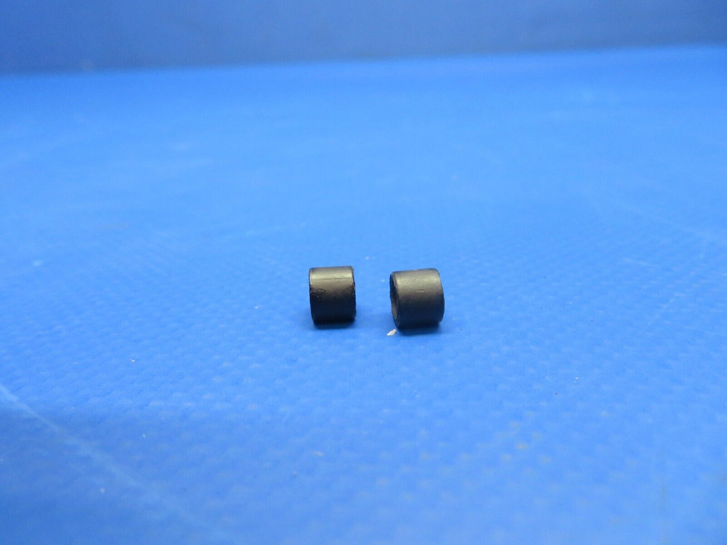 Piper Bushing P/N 14843-078 LOT OF 2 NOS (0922-833)