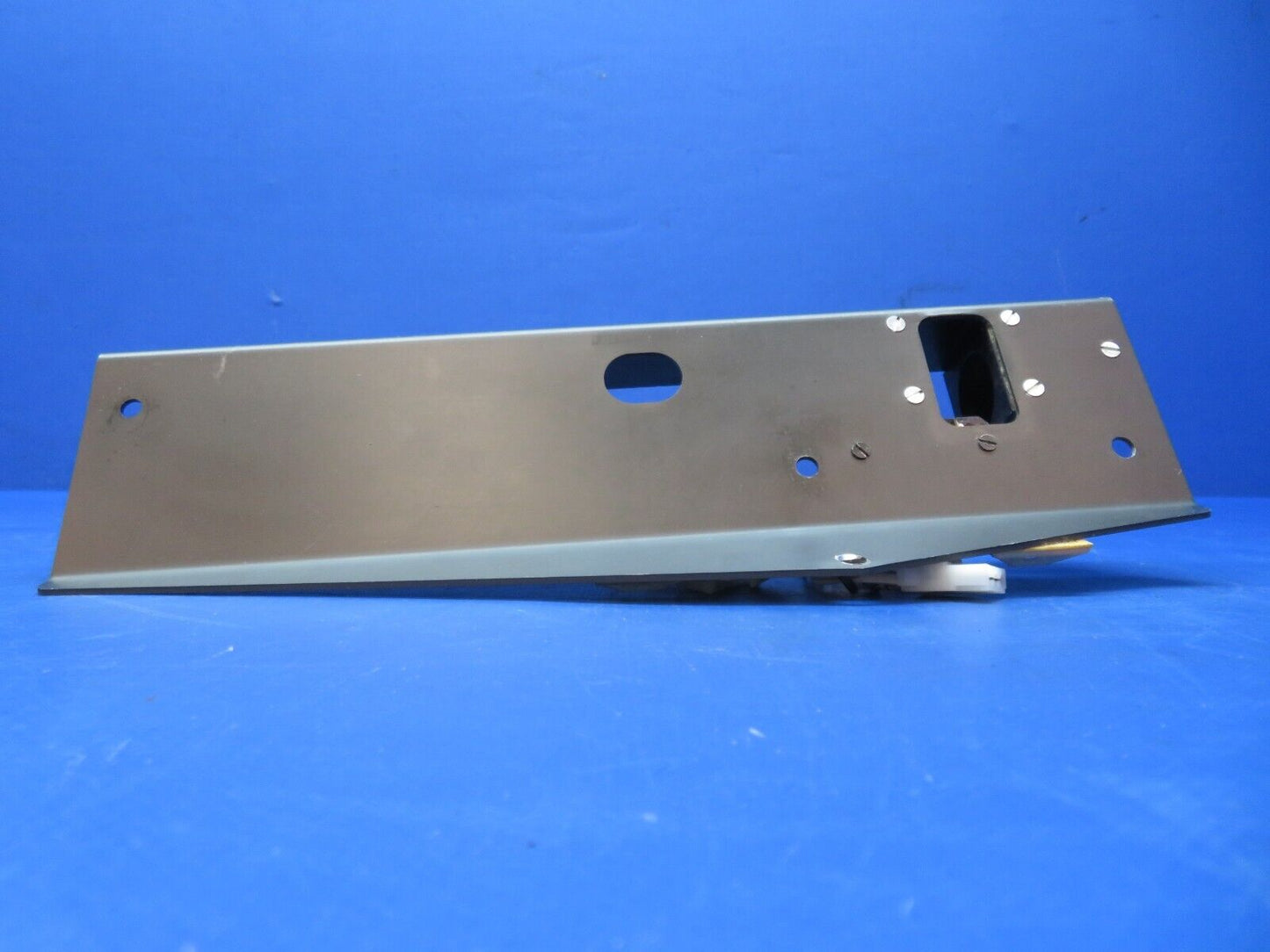 Diamond DA-42 Mounting Variable Elevator Stop P/N D60-2733-12-02_1 (0623-472)