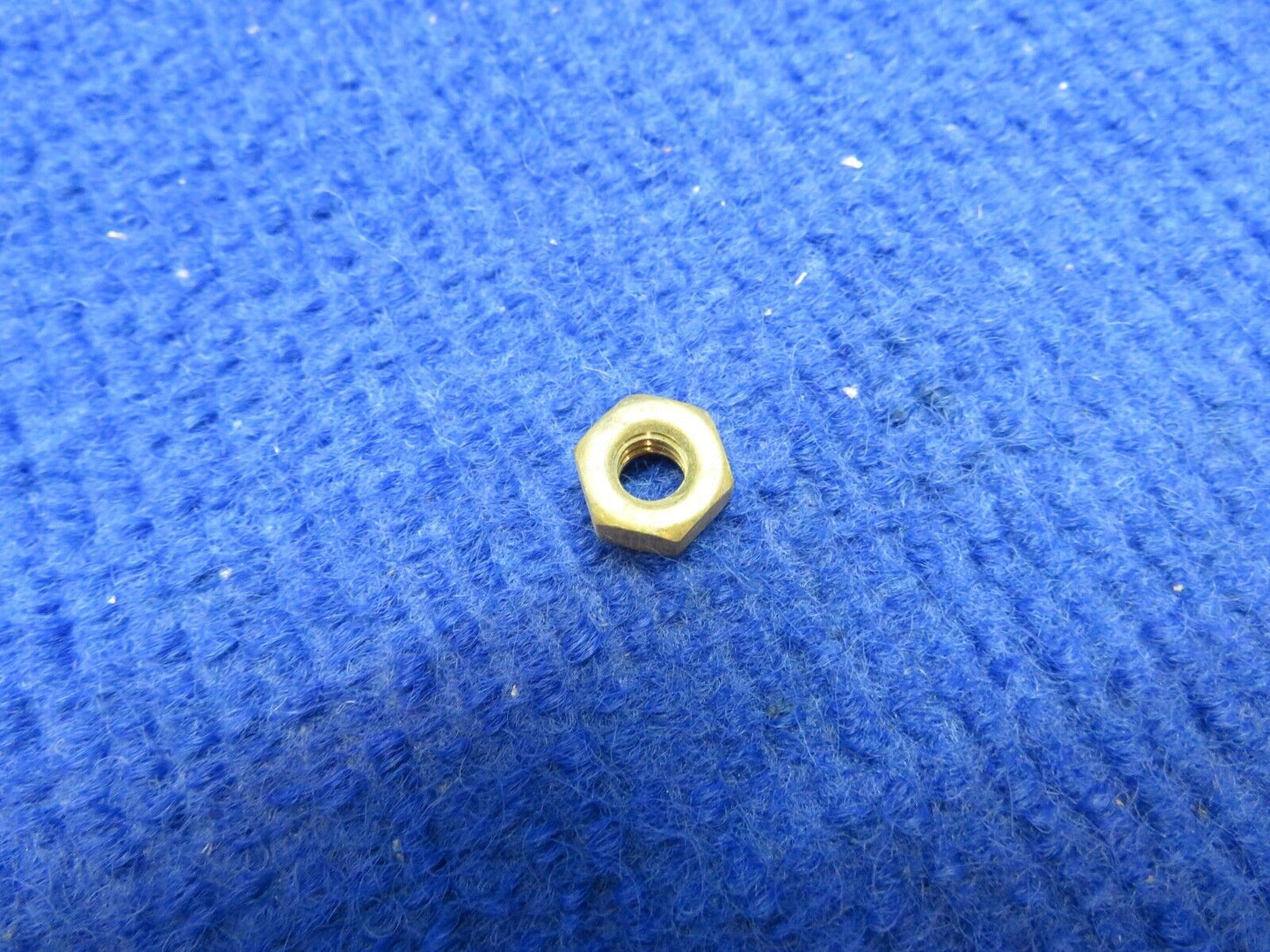 Brass Hex Nuts 1/4-20 LOT OF 1,300 NOS (0922-309)
