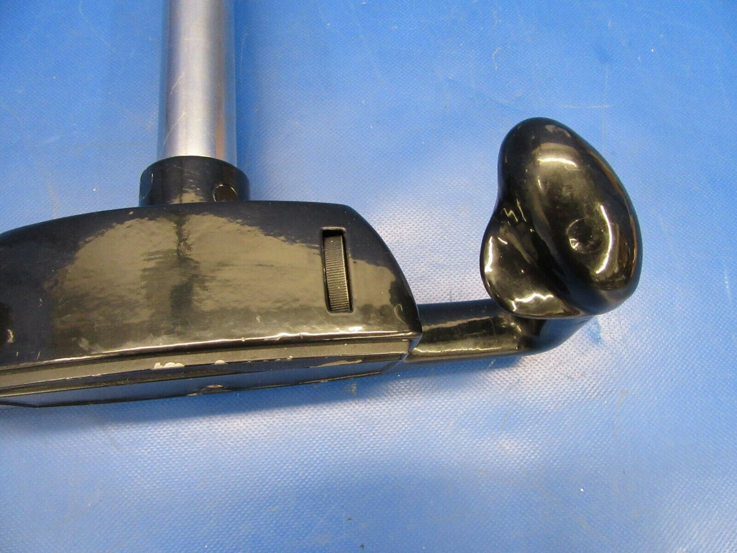 Cessna 310 / T310Q Control Wheel Assy w/Map Light RH 0896132-37 (0619-127)
