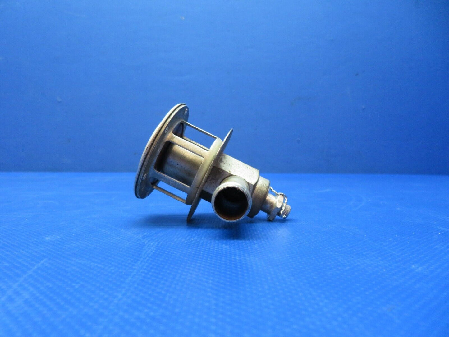 Cessna 401 / 401A Airborne Vacuum Regulating Valve P/N 133C1 (0124-102)