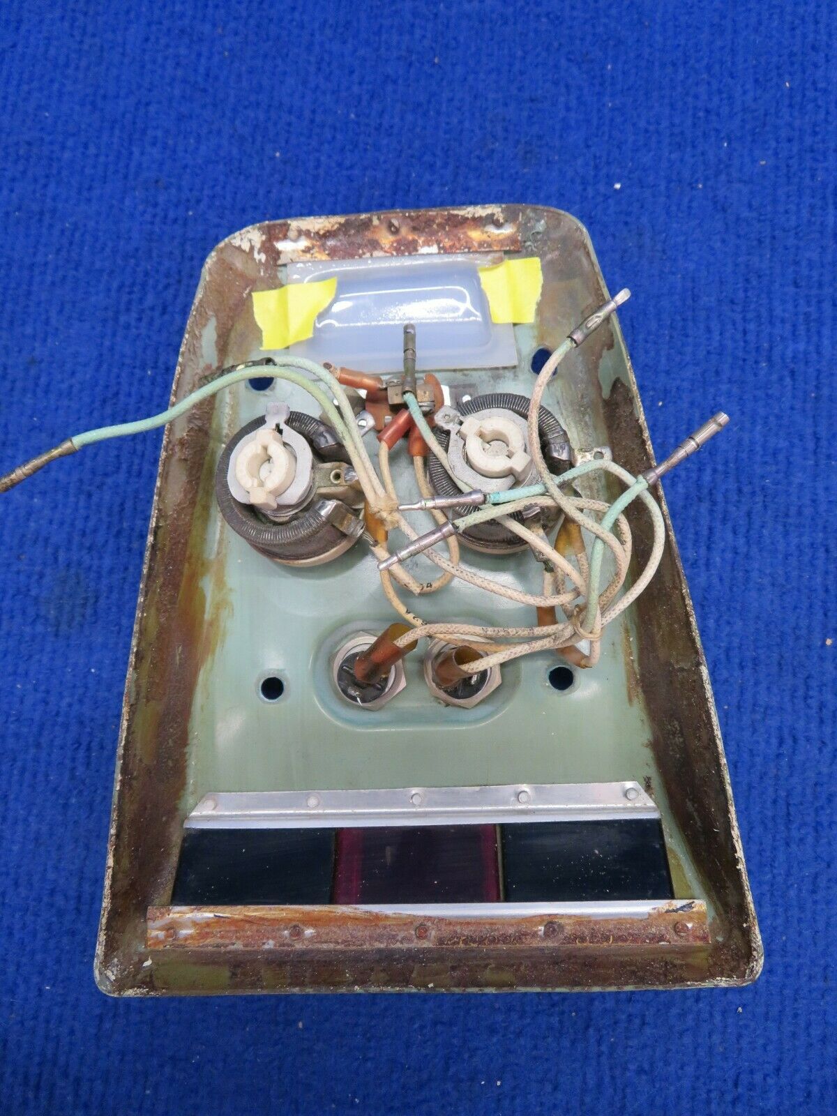 1956 Cessna 310 Overhead Panel Assy w/ Lenses FOR PARTS 0812350-67 (0422-454)