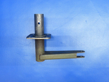 Cessna 337 / 337E LH Arm Assy MG Door Torque Tube P/N 1541031-5 (1223-1127)