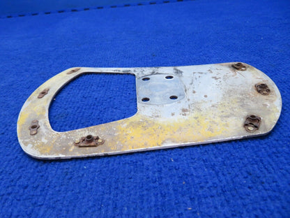 Cessna 150 / 150F Wheel Pant Fairing Plate Assy RH P/N 0441187-2 (0822-318)