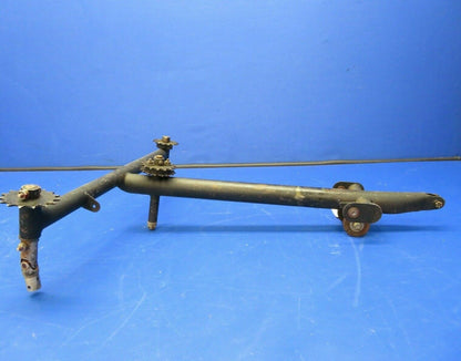 Piper PA-28-140 Cherokee Control Column Tee Bar 62703-33, 62703-033 (0621-701)