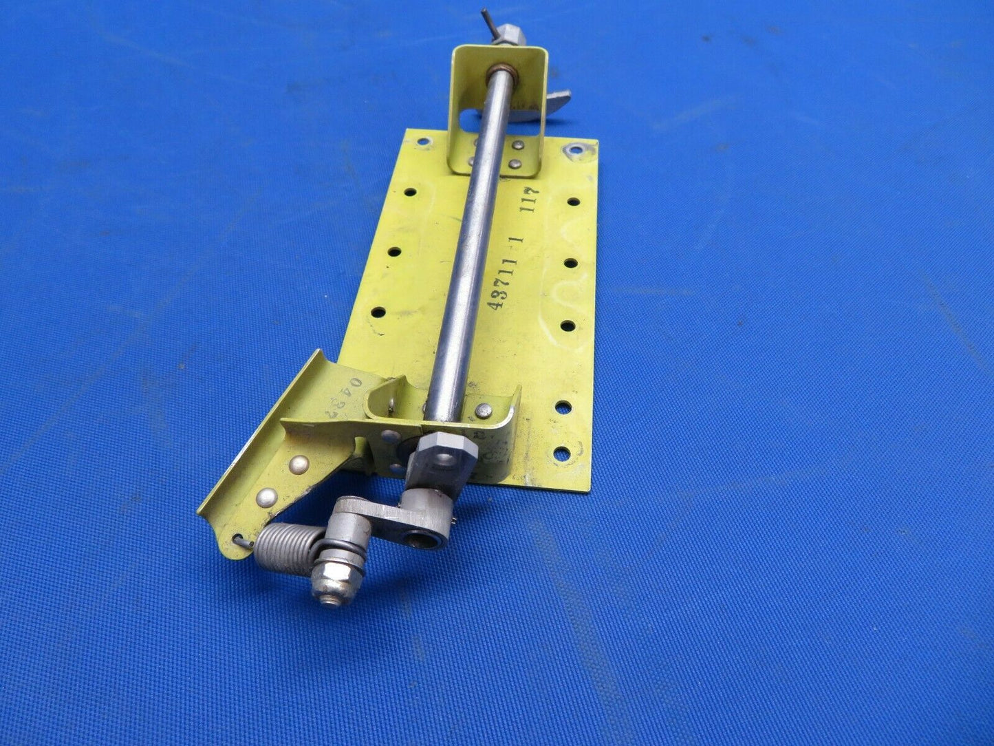 Rockwell Commander Cabin Door Plate, Arm & Shaft RH P/N 43707-2 (1020-502)