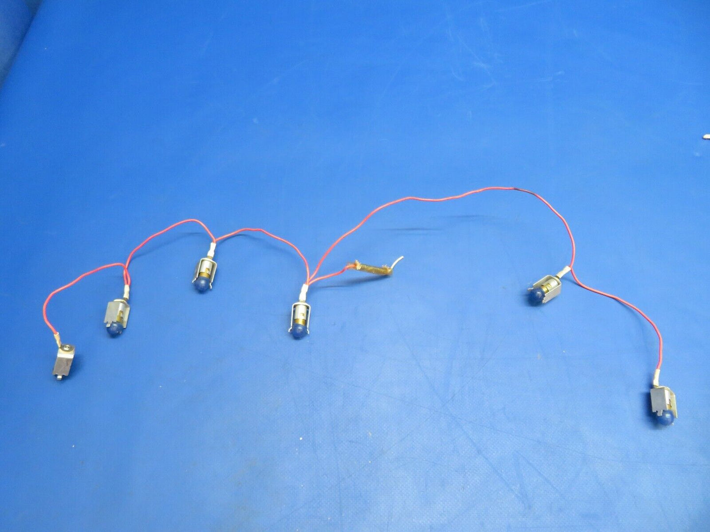 Piper PA-34-200T Seneca Instrument Panel Light LOT OF 16 (1222-926)