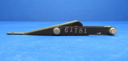 Piper PA-25 Latch Assy FWD Distributor Attachment P/N 61781-00 (0523-130)