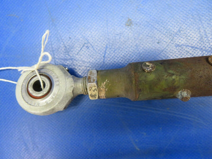 Cessna 310P Tube Assy Intermediate RH Push Pull P/N 0843415-1 (0720-307)