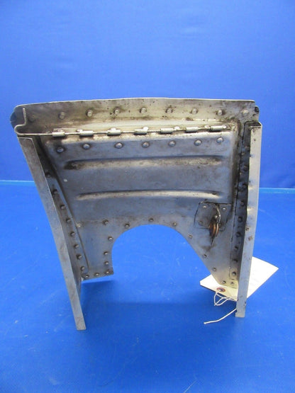 Cessna 210 E Cowl Door LH P/N 1213518-201 (0618-85)