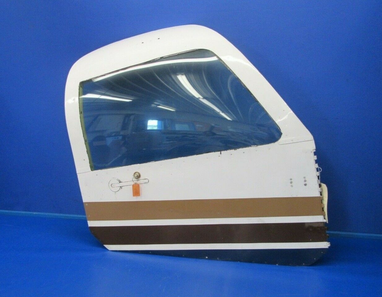 Cessna 310 / T310Q Cabin Door Assembly w / Key P/N 0891002-203 (0619-222)