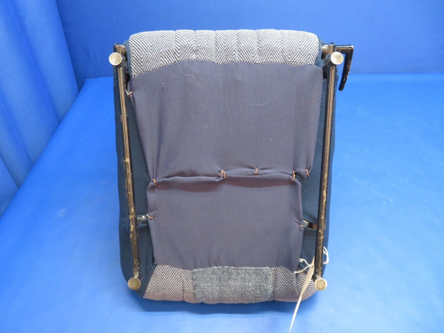 Piper PA-34-200T Seneca II Seat Assembly Rear LH P/N 79479-12 (0223-863)