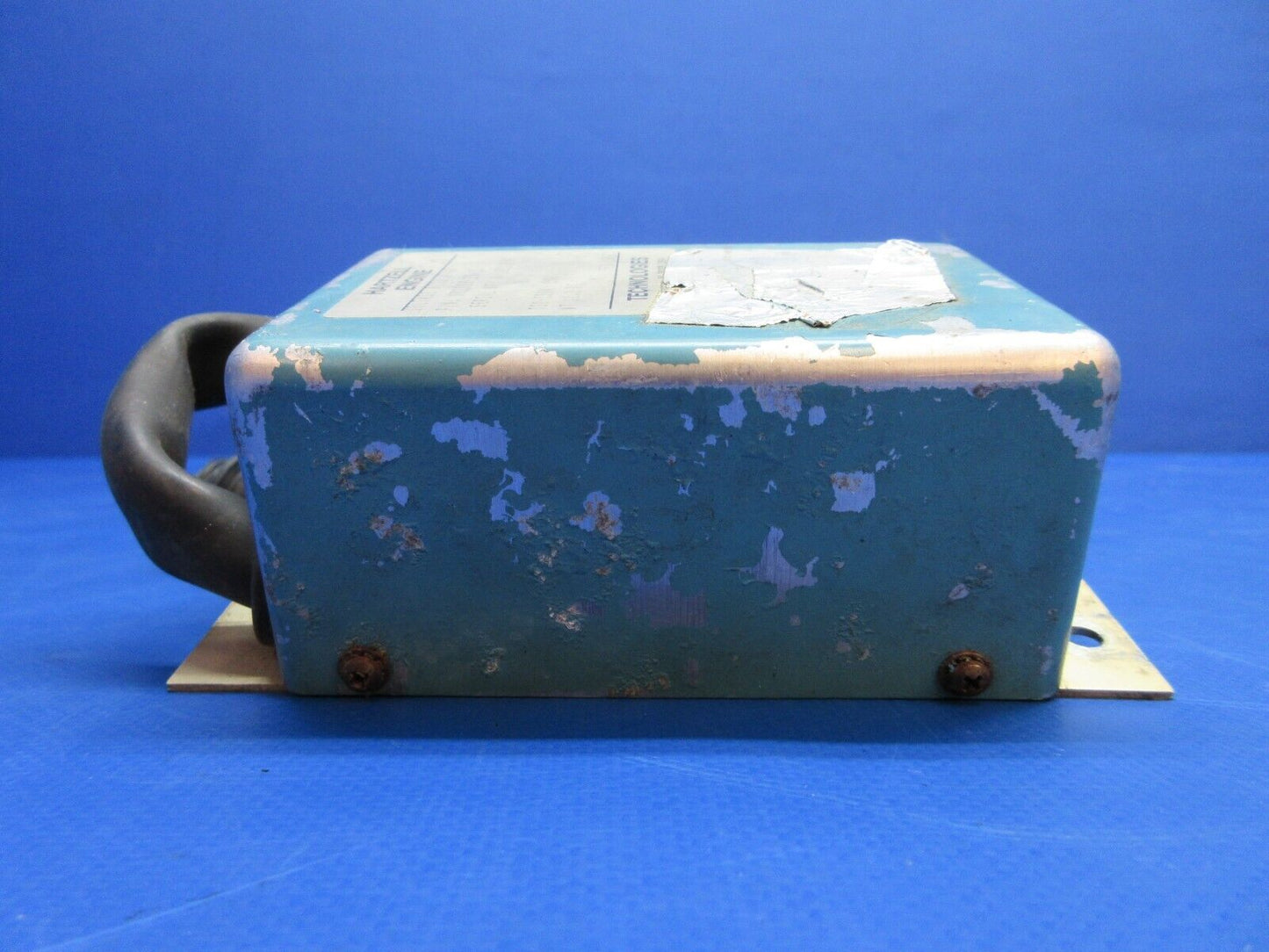 Diamond DA-42 Hartzell Engine Voltage Regulator 28V P/N VR-2000-28-2 (0623-148)