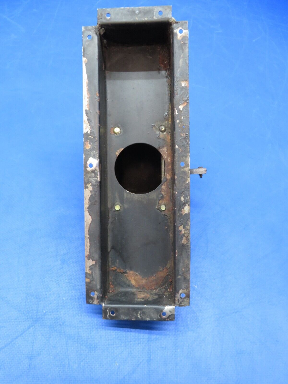 Piper PA-28-180 Cabin Heat Box Assy P/N 65545-00 (0723-716)