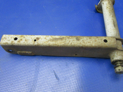 Cessna 210 / P210N Nose Gear Door Torque Tube P/N 1217077-1 (0421-545)
