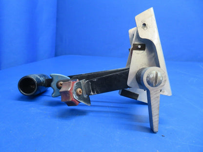 Piper PA-28-201T Dakota Engine Control Quadrant Assy P/N 67210-04 (1222-692)